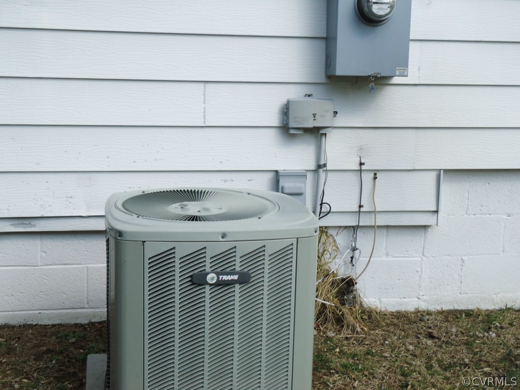 1972 Willow Brook Road Bumpass, VA 23024 - Photo 12 of 18 a kitchen with a sink and cabinets