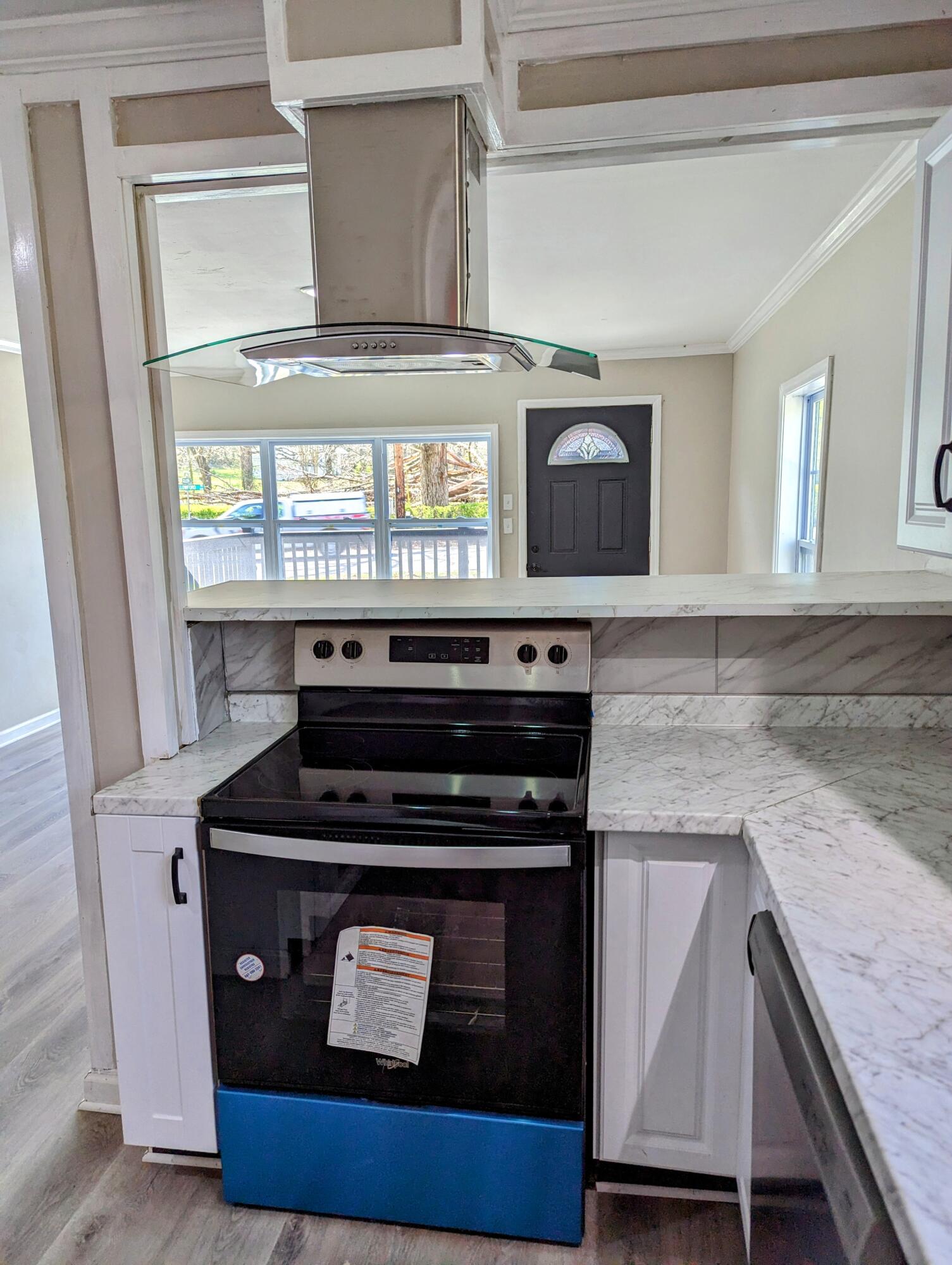 817 Shallowford Road Chattanooga, TN 37411 - Photo 8 of 24 PXL_20230327_155402104~2