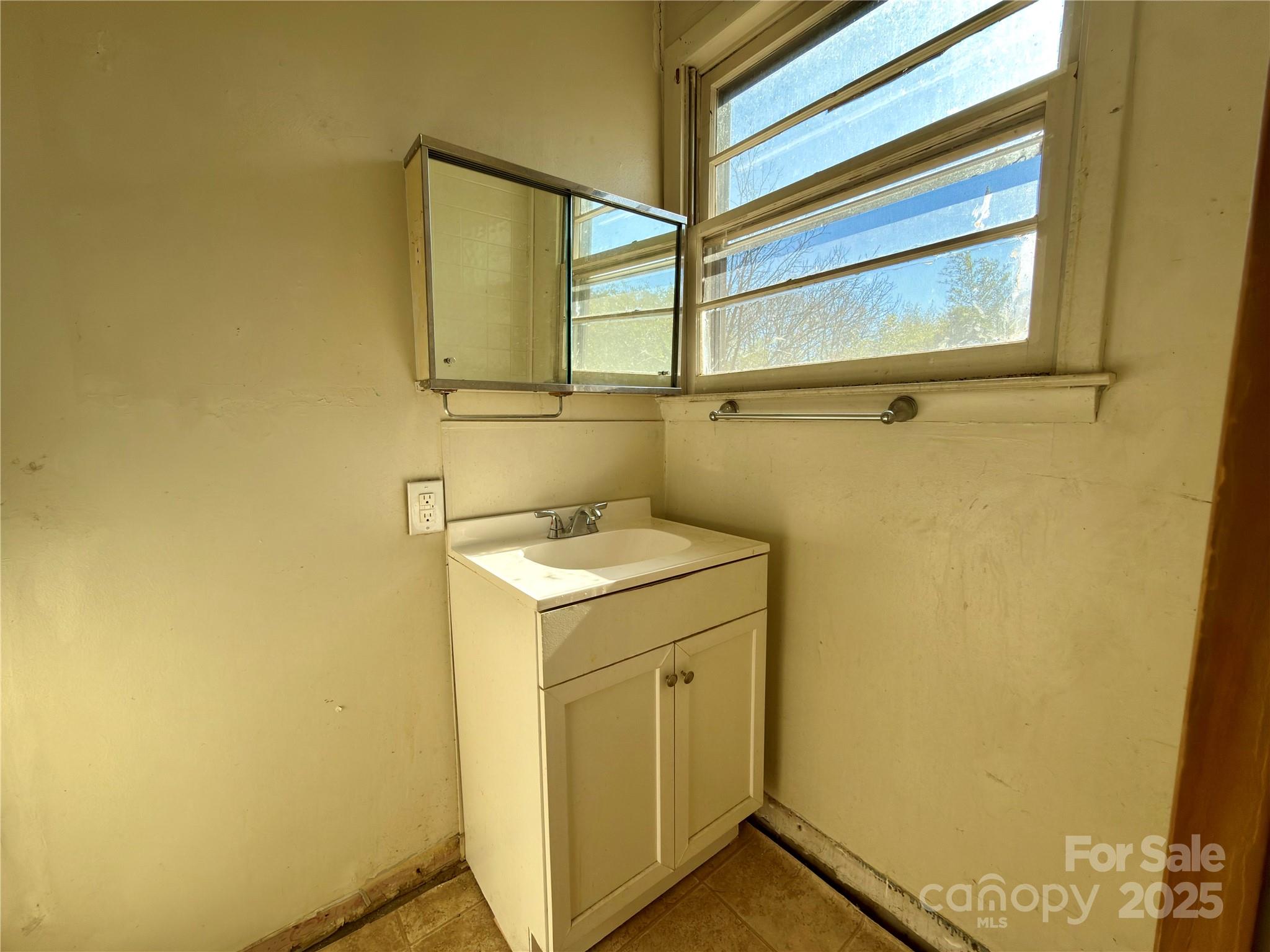 658 Emma Road Asheville, NC 28806 - Photo 17 of 30