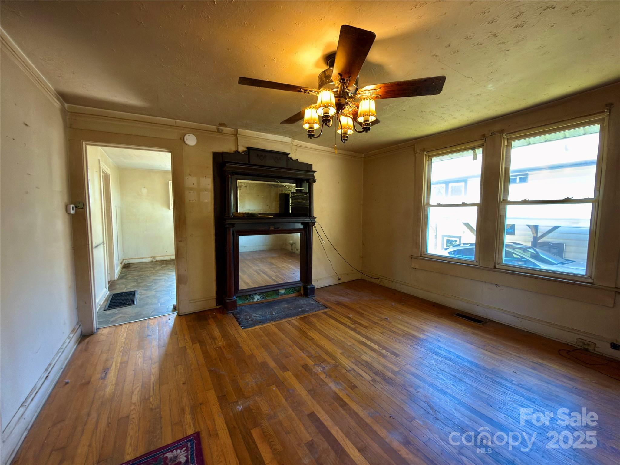 658 Emma Road Asheville, NC 28806 - Photo 9 of 30