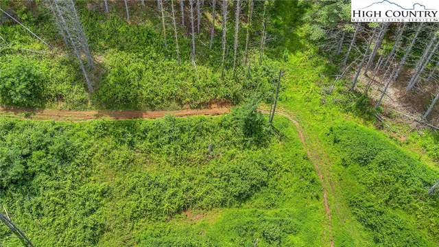 $840,000 | 321 Laurel Highlands Drive, Grassy Creek, NC 28631