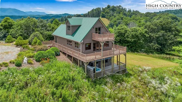 $820,000 | 321 Laurel Highlands Drive, Grassy Creek, NC 28631