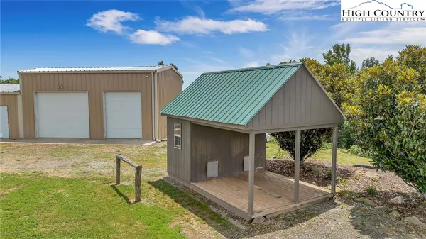 $820,000 | 321 Laurel Highlands Drive, Grassy Creek, NC 28631