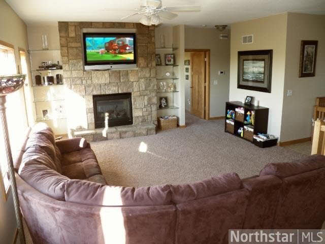 1046 La Barge Road Hudson, WI 54016 - Photo 5 of 18 Gallery Image 5