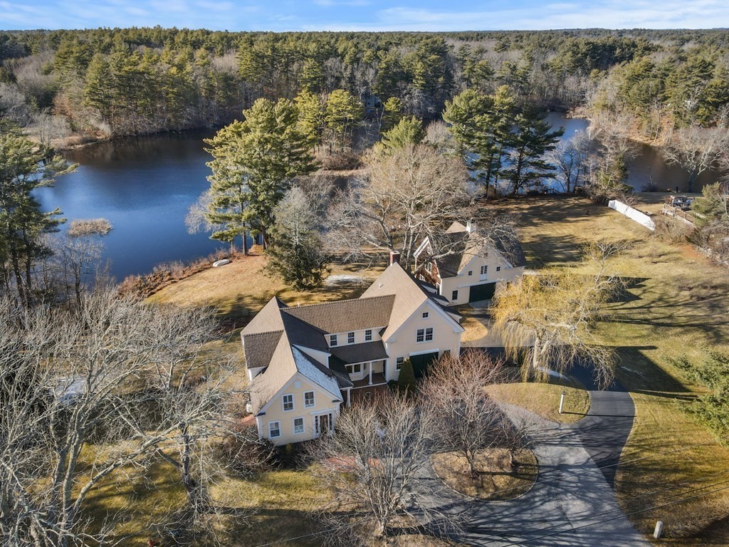 830 Franklin Street, Duxbury, MA 02332 Compass