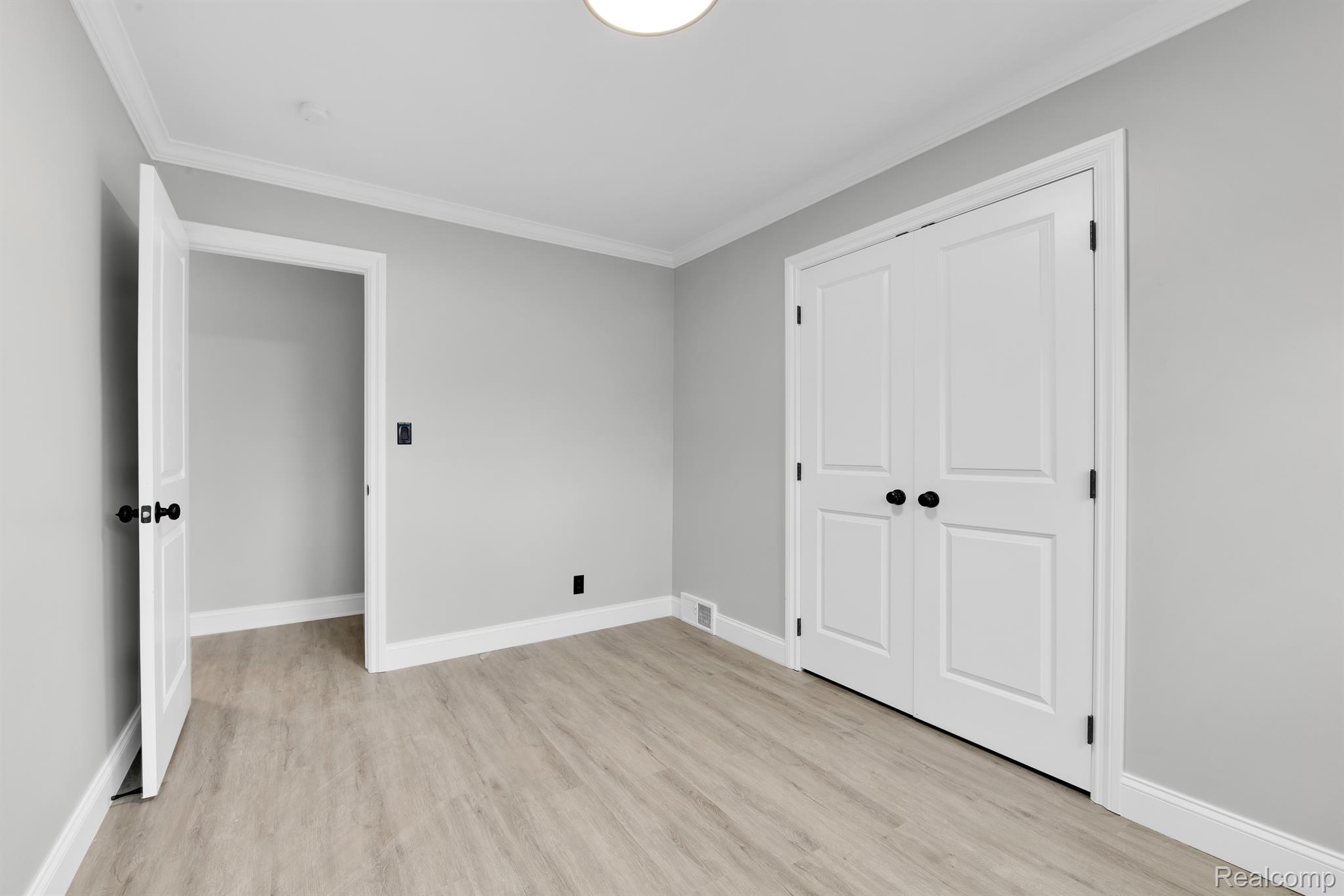 4354 East 10 Mile Road Warren, MI 48091 - Photo 19 of 24 Gallery Image 19