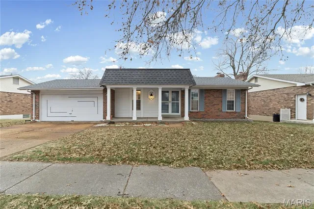 $315,000 | 2756 Irondale Drive, Oakville, MO 63129