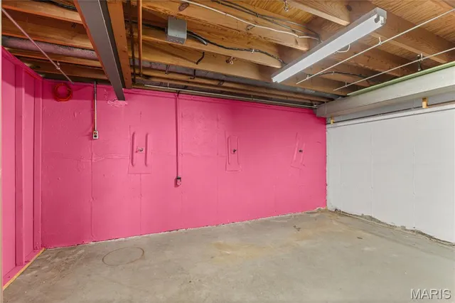 $315,000 | 2756 Irondale Drive, Oakville, MO 63129