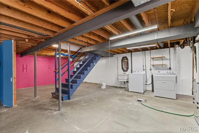 $315,000 | 2756 Irondale Drive, Oakville, MO 63129