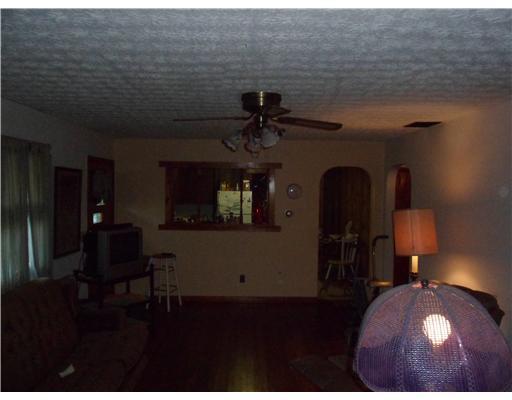 5990 Springfield Xenia Road Springfield, OH 45502 - Photo 5 of 14