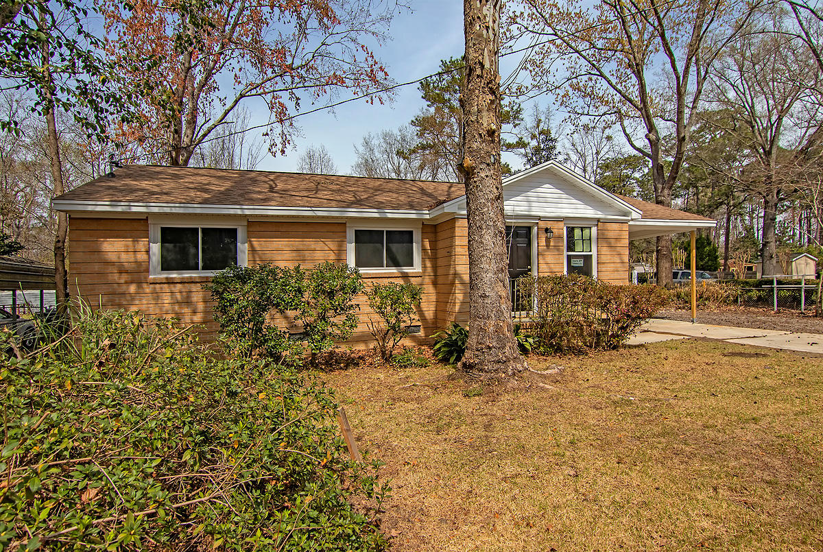2912 Otranto Road North Charleston, SC 29406 - Photo 2 of 20 2912 Otranto Rd_035