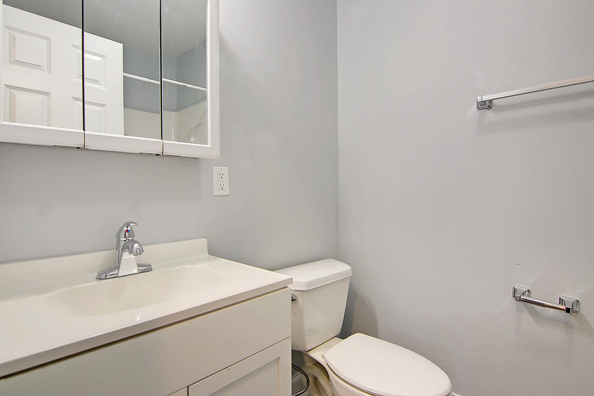 2912 Otranto Road North Charleston, SC 29406 - Photo 11 of 20 2912 Otranto Rd_009