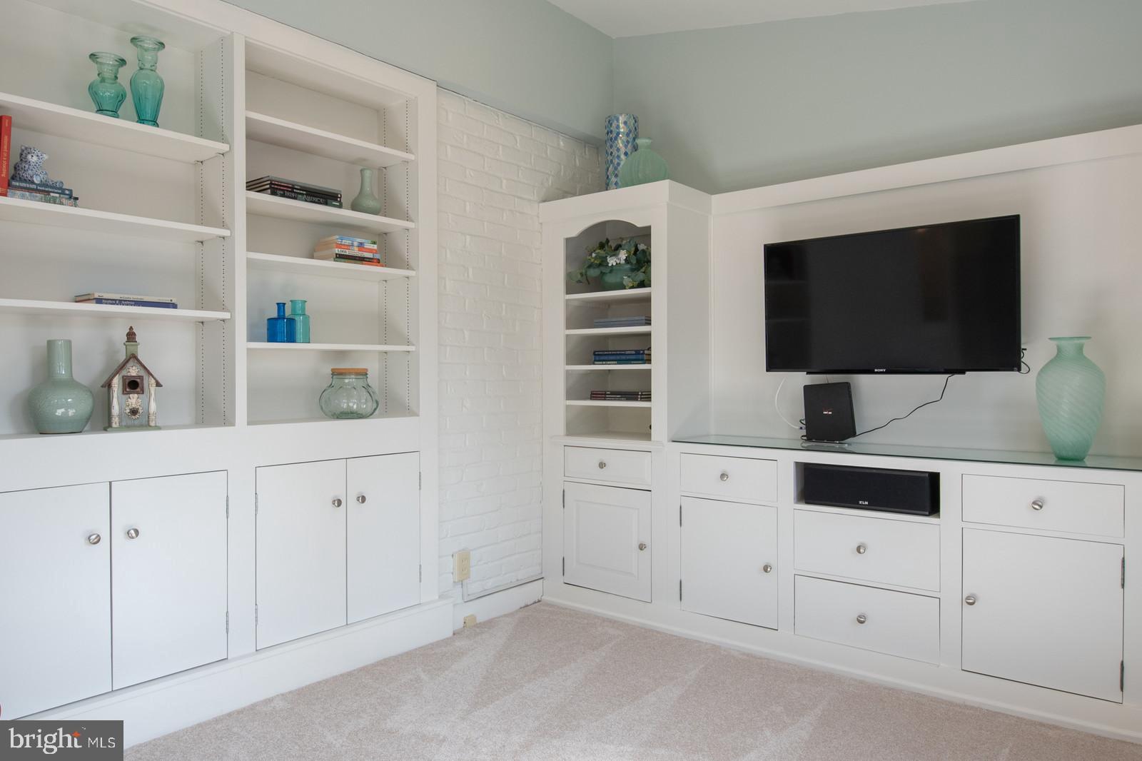 1605 Shenandoah Road Alexandria, VA 22308 - Photo 22 of 40 It has all been done for you....