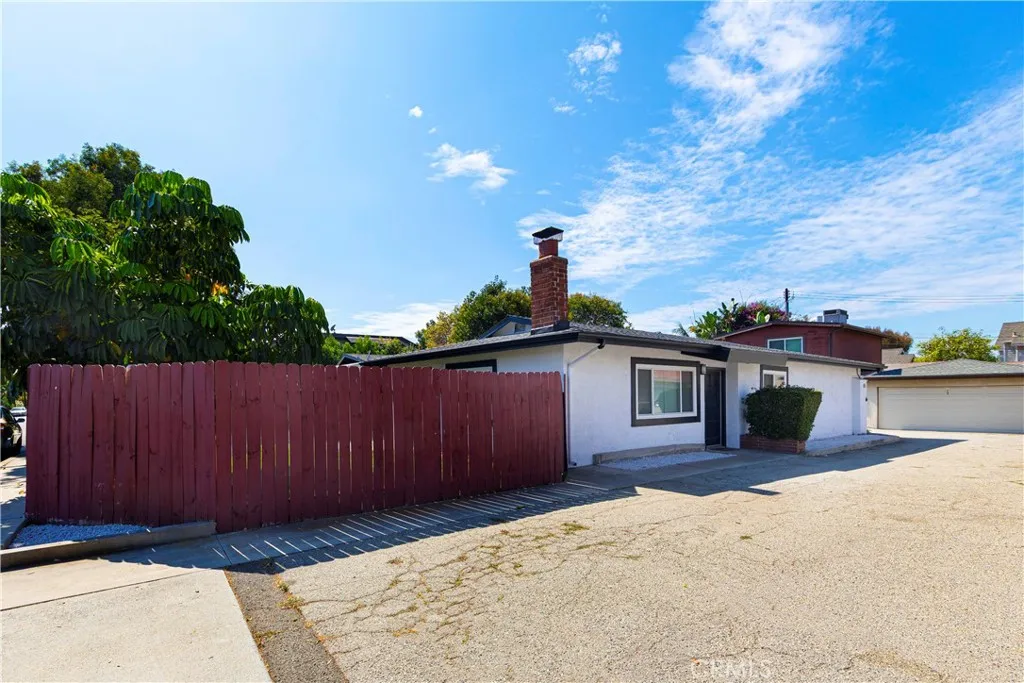 2477 Orange, Unit A Costa Mesa, CA 92626 - Photo 17 of 21