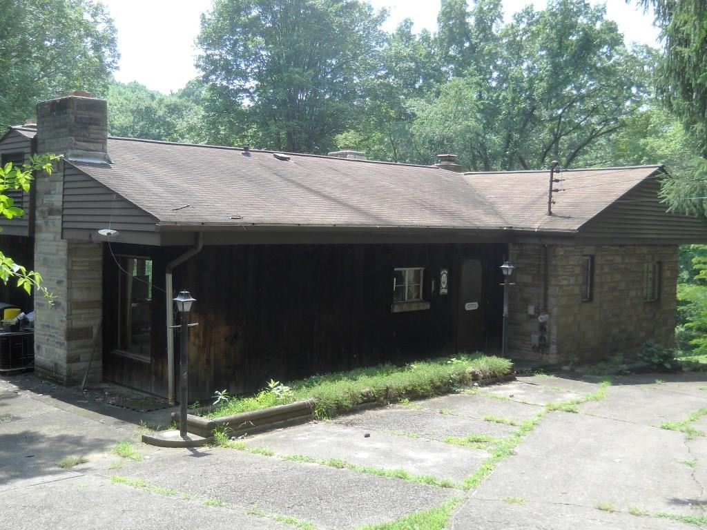2 - Exterior Left Front