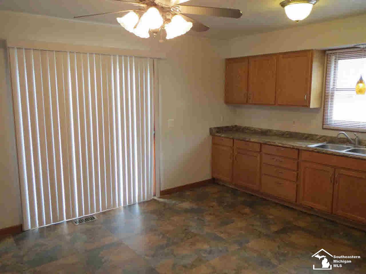 1538 South Custer Road Monroe, MI 48161 - Photo 6 of 15