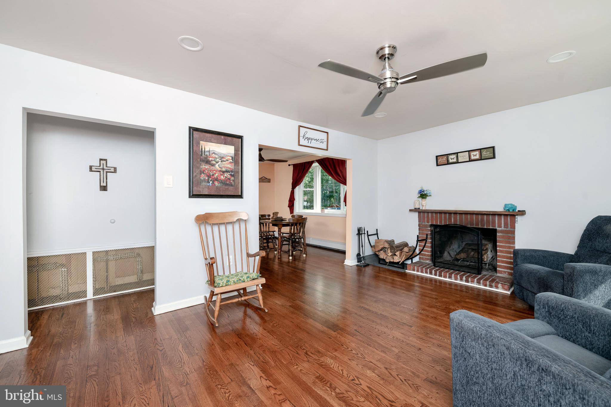 1315 Janvier Road Williamstown, NJ 08094 - Photo 3 of 43 Gallery Image 3