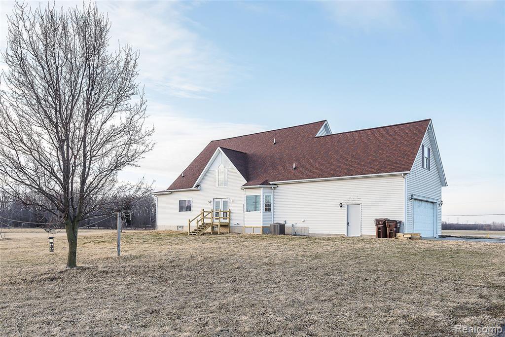 2611 Toben Road Carleton, MI 48117 - Photo 8 of 67