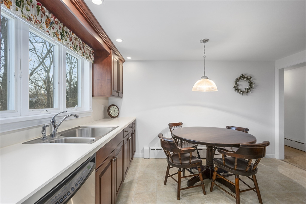 31 Arbor Way Barnstable, MA 02601 - Photo 13 of 42