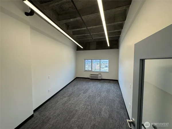 $1,050 | 503 East Highland Avenue, Unit 218, Chelan, WA 98816