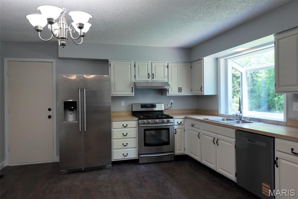 953 Long Branch Road Troy, IL 62294 - Photo 17 of 35 Gallery Image 17