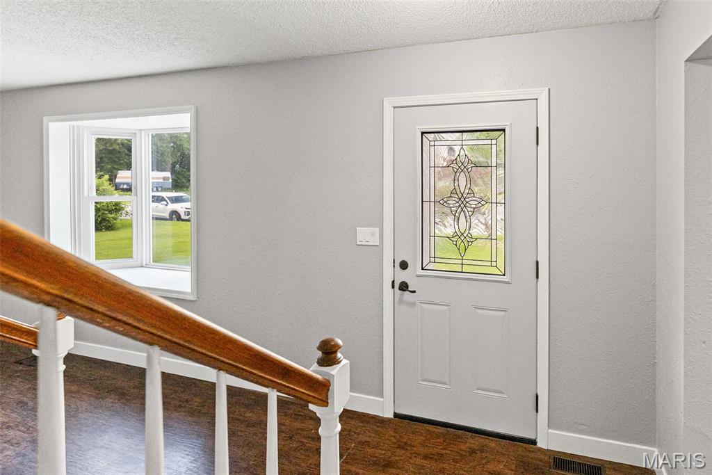 953 Long Branch Road Troy, IL 62294 - Photo 6 of 35 Gallery Image 6