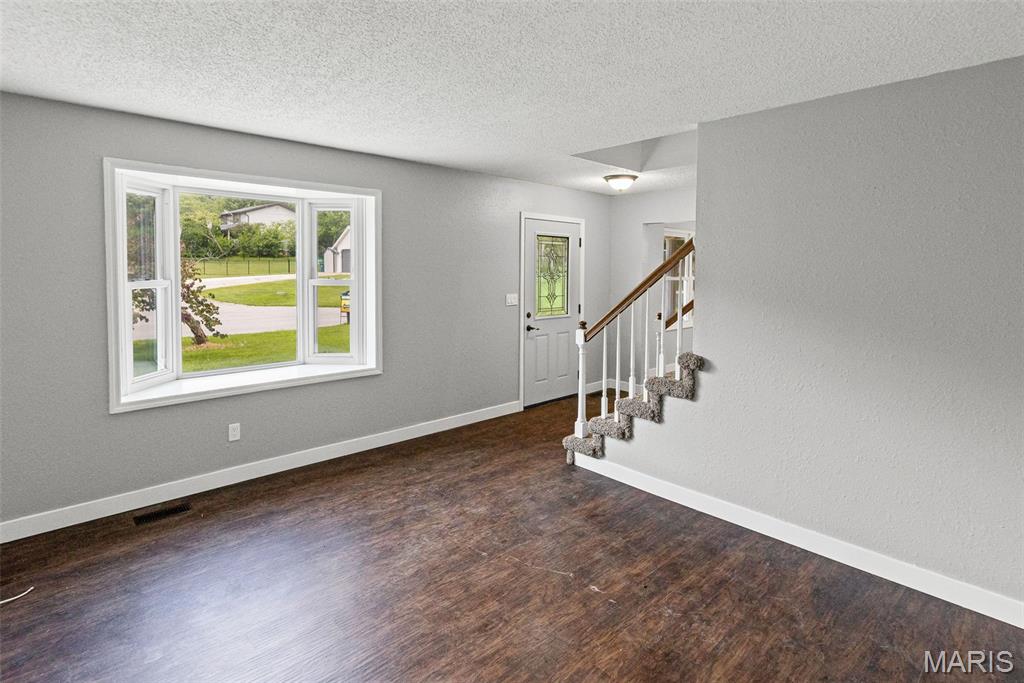 953 Long Branch Road Troy, IL 62294 - Photo 7 of 35 Gallery Image 7