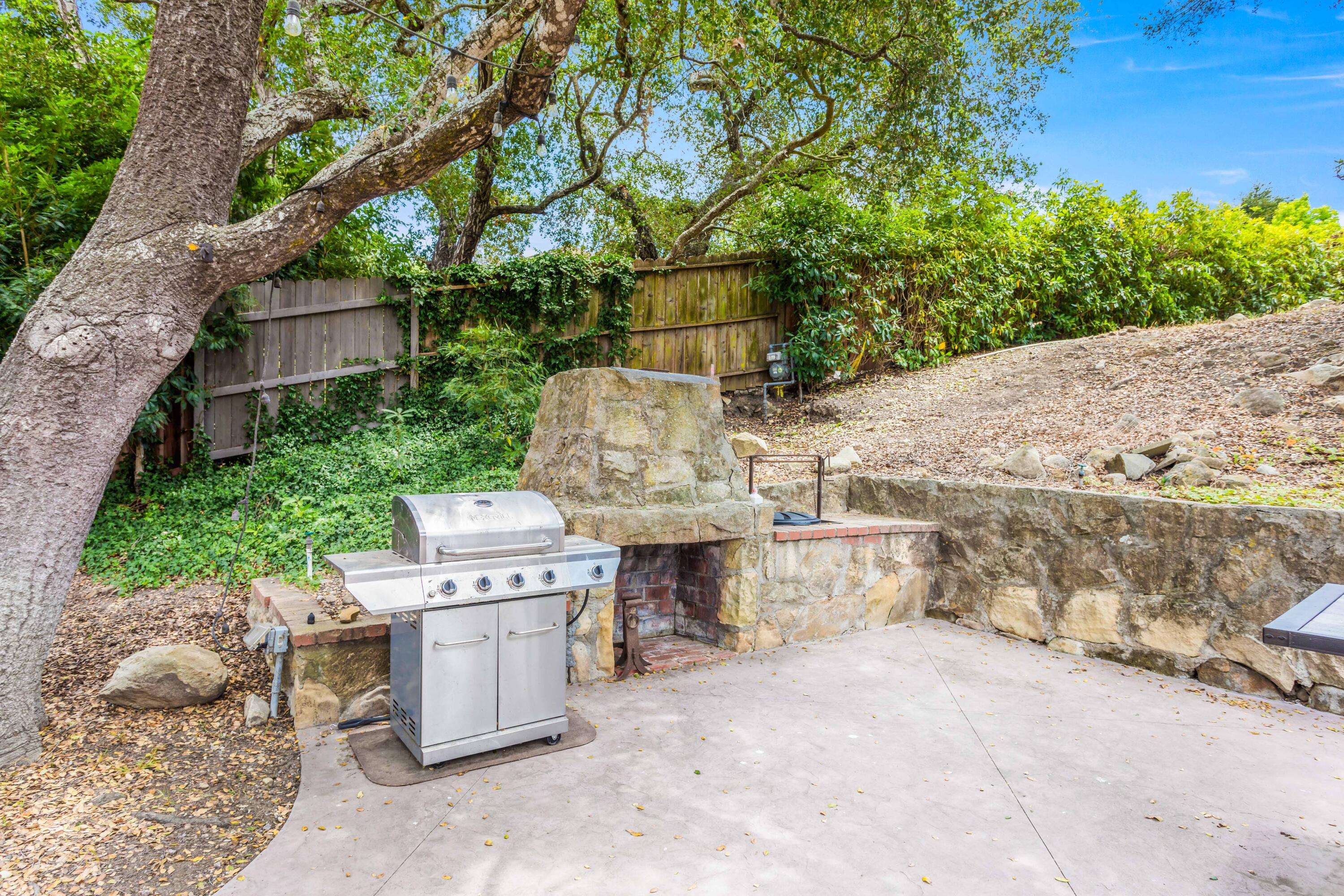345 Sierra Vista Road Montecito, CA 93108 - Photo 26 of 27 31