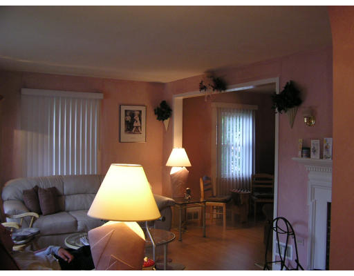 34 Westvale Road Medford, MA 02155 - Photo 4 of 17 Gallery Image 4