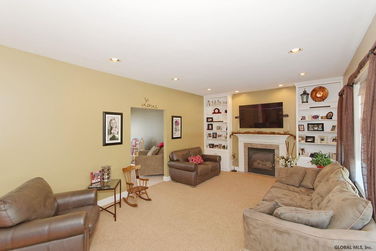 124 Abbey Road Poestenkill, NY 12140 - Photo 12 of 48 Photo 12