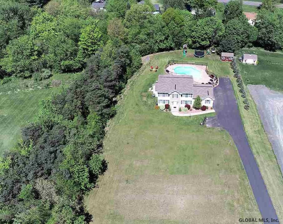 124 Abbey Road Poestenkill, NY 12140 - Photo 3 of 48 Photo 3