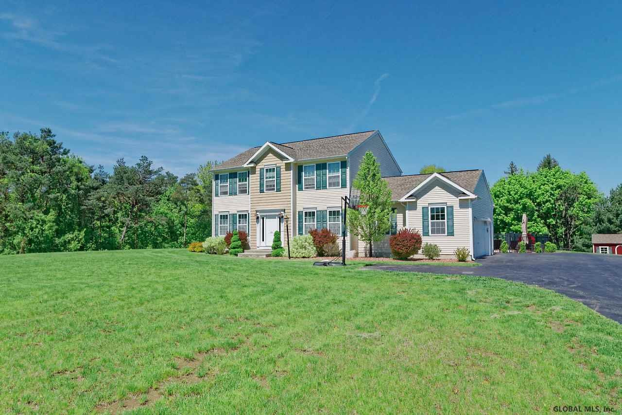 124 Abbey Road Poestenkill, NY 12140 - Photo 5 of 48 Photo 5