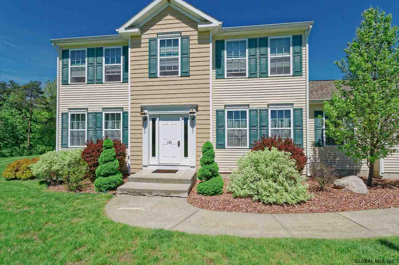 124 Abbey Road Poestenkill, NY 12140 - Photo 6 of 48 Photo 6