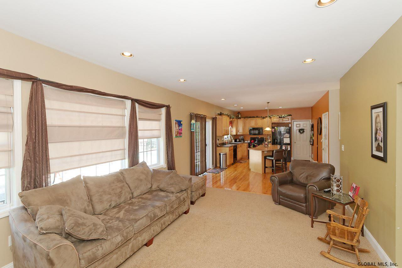 124 Abbey Road Poestenkill, NY 12140 - Photo 10 of 48 Photo 10