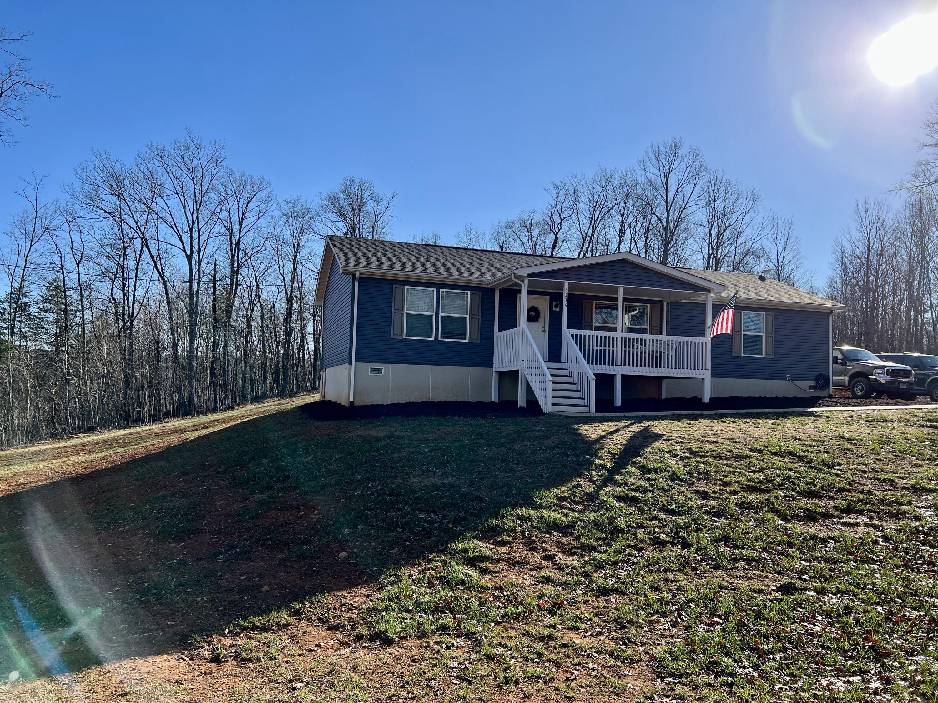 2236 Nemmo Road Vinton, VA 24179 - Photo 3 of 28 67D53FA5-D3B8-4C67-A9D9-3728227A8982_1_2