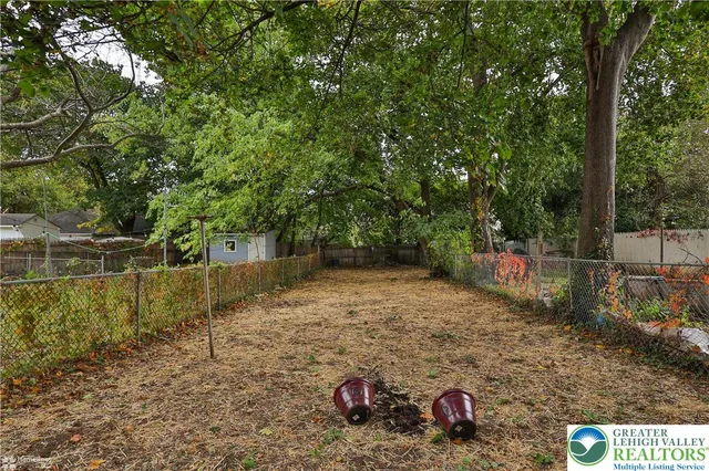 $255,000 | 427 Pawnee Street, Bethlehem, PA 18015