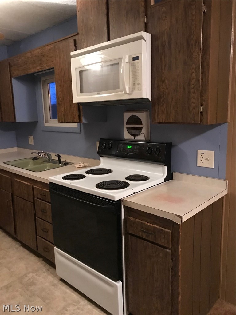 11168 Center Road Garrettsville, OH 44231 - Photo 5 of 11