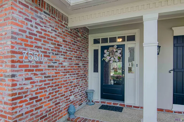 $575,000 | 7530 Old Sturbridge Lane, Baton Rouge, LA 70806