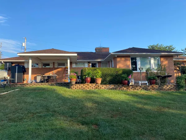 $425,000 | 48 Confederate Street, Verona, VA 24482