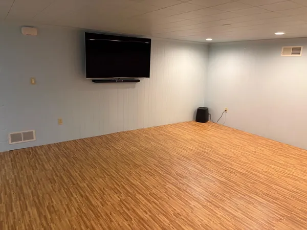 $425,000 | 48 Confederate Street, Verona, VA 24482