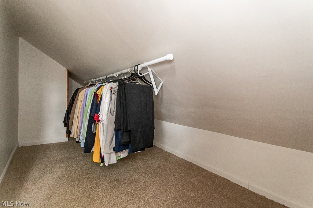 958 West Green Road Cleveland, OH 44121 - Photo 25 of 30 Gallery Image 25