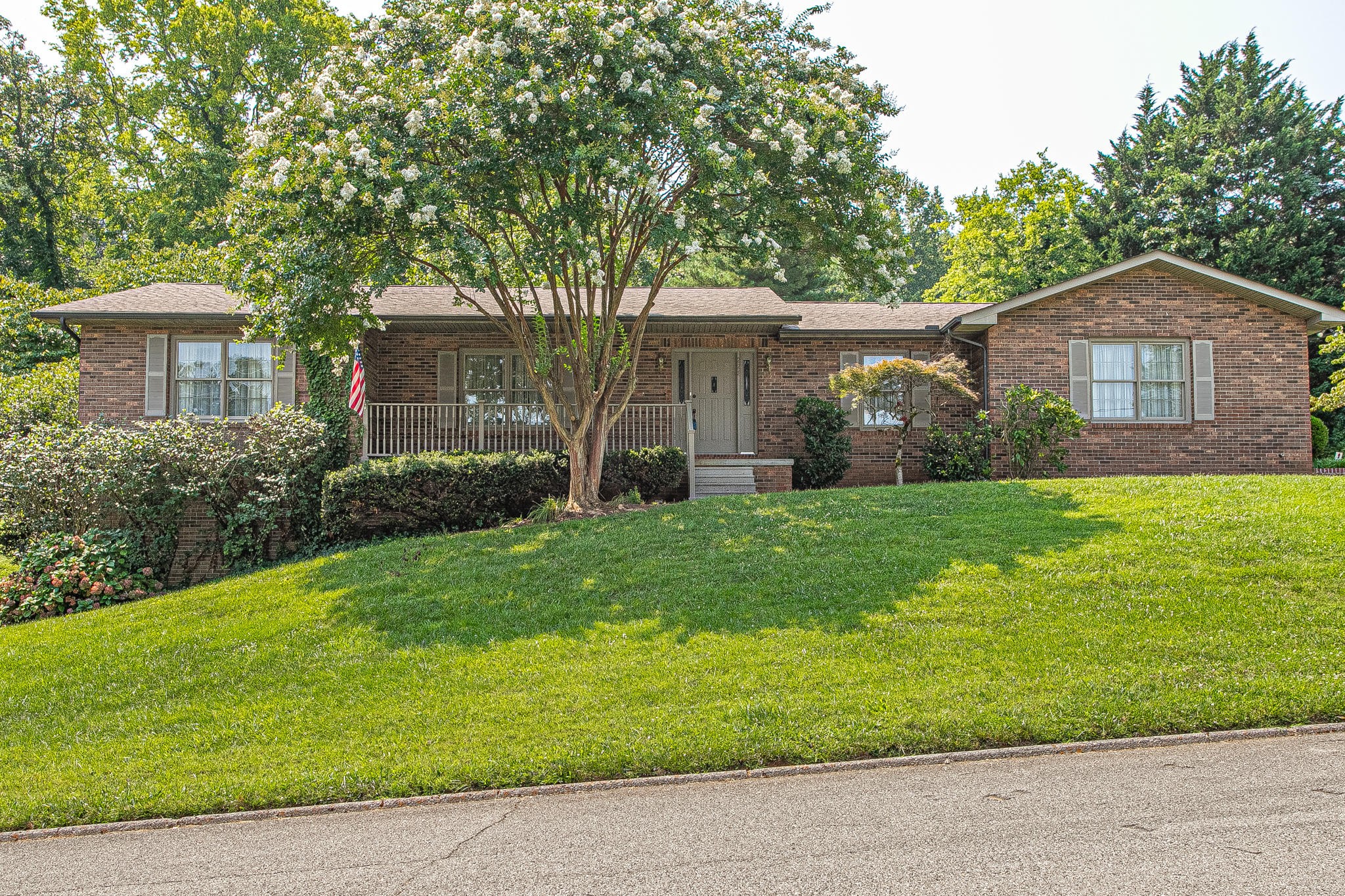 224 Crowfield Road Knoxville, TN 37922 - Photo 1 of 29 Gallery Image 1