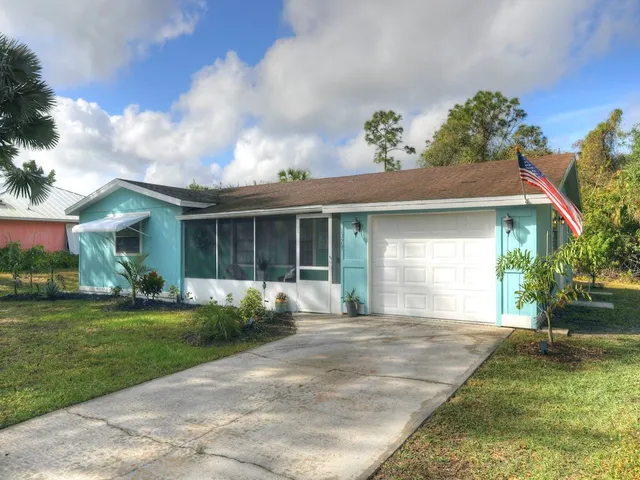 $2,500 | 1379 Scroll Street, Sebastian, FL 32958