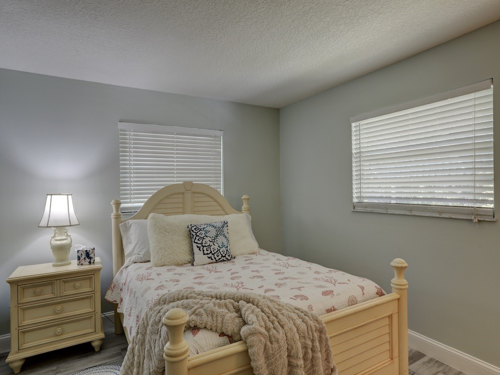 1379 Scroll Street Sebastian, FL 32958 - Photo 14 of 30