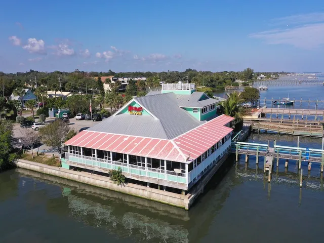 $2,500 | 1379 Scroll Street, Sebastian, FL 32958