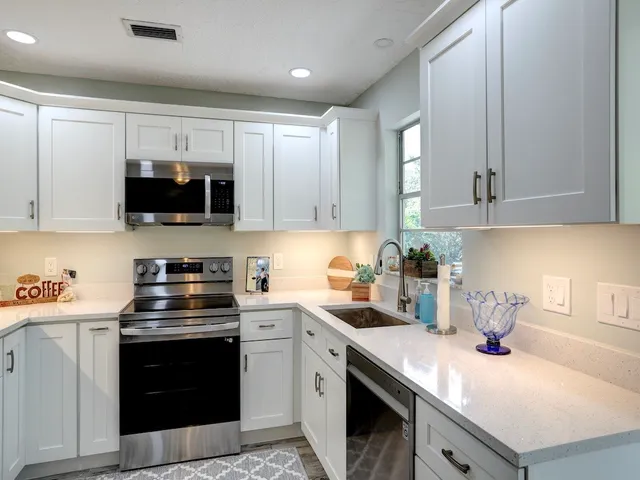 $2,500 | 1379 Scroll Street, Sebastian, FL 32958