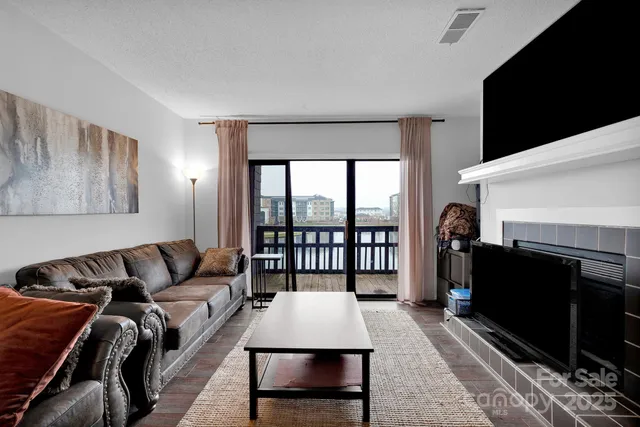 $219,900 | 9041-j M J M Keynes Drive, Charlotte, NC 28262