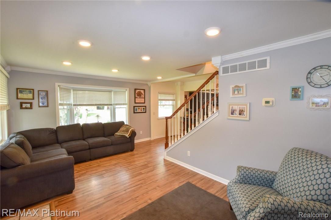 522 Maple Street Howell, MI 48843 - Photo 17 of 33 DSC_5437.jpg