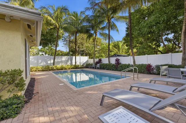 $5,500 | 101 East Coda Circle, Unit C, Delray Beach, FL 33444