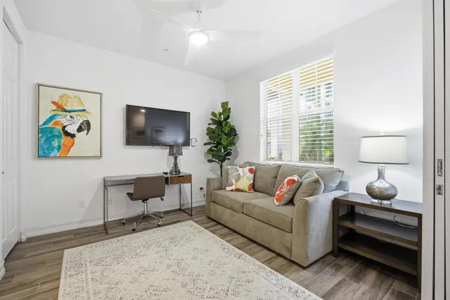 $5,500 | 101 East Coda Circle, Unit C, Delray Beach, FL 33444